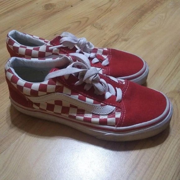 checkered vans with laces